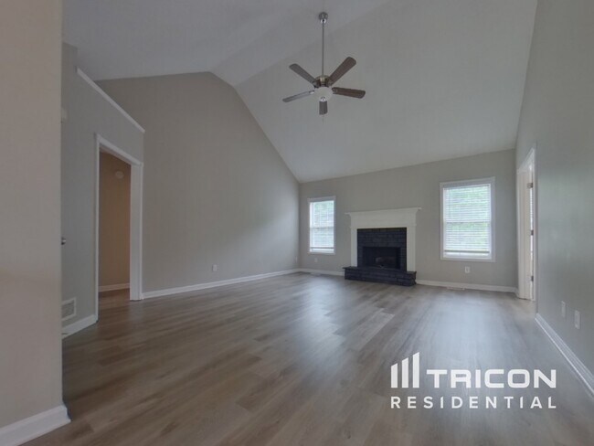 Foto del edificio - 63 Sycamore Ln