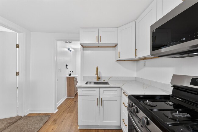 Foto del edificio - 23817 Willard Ave