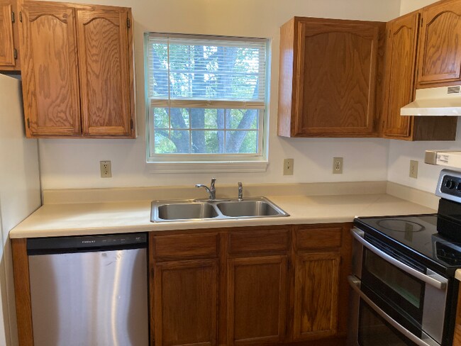 Foto del edificio - 1709 Daytona Ct