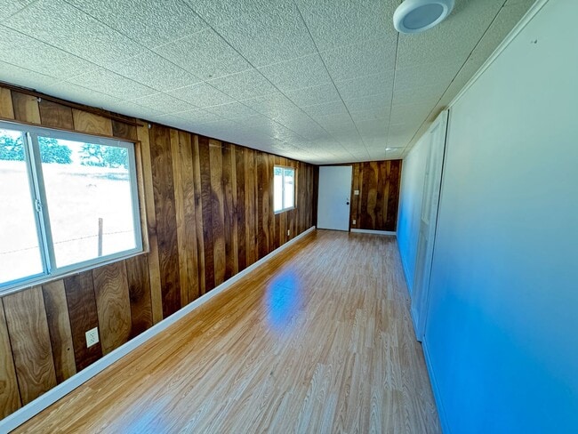 Building Photo - Country property in Loma Rica - mobile hom...