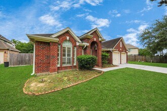 Building Photo - 10214 White Oak Trail Ln