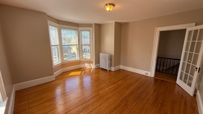 Foto del edificio - 665 Central Ave