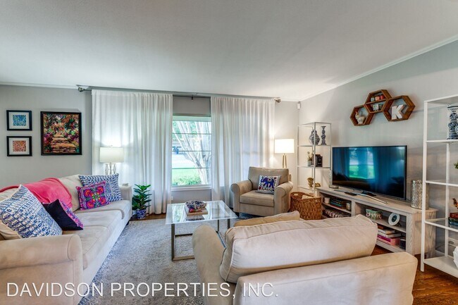 Foto del edificio - 3 br, 2 bath House - 531 Oakleaf Dr