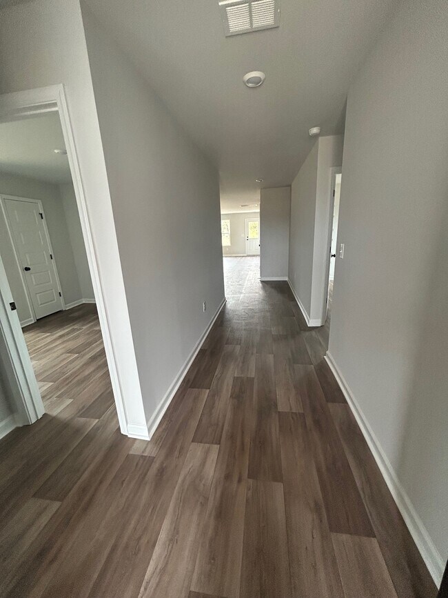 Foto del edificio - 321 Sweet Vernal St