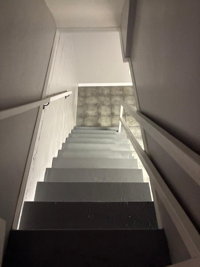 Foto del edificio - 4919 Schaub Ave