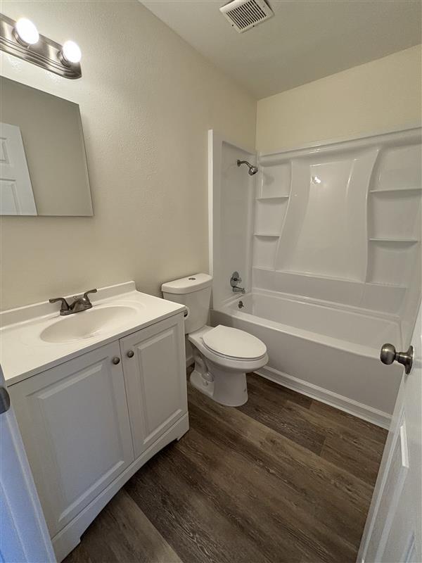 Building Photo - 4518 E Fountain Way