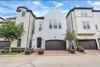 Building Photo - 1716 Upland Lakes