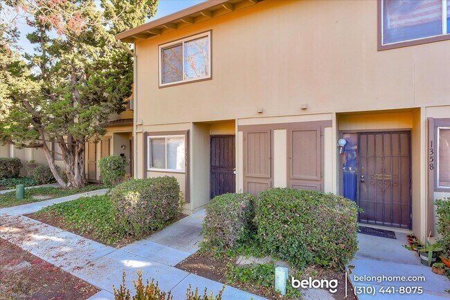Building Photo - 1356 Highland Ct