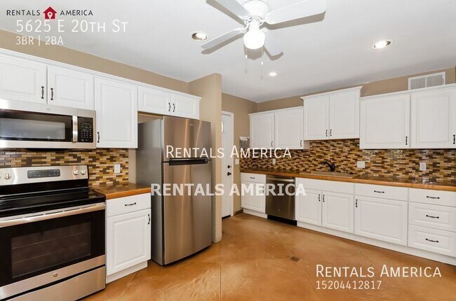 Foto del edificio - Great Location and close to conveniences