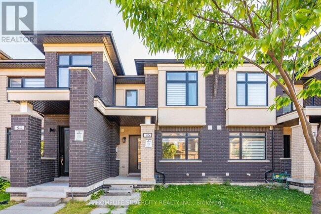 Building Photo - 86 Pearman Cres