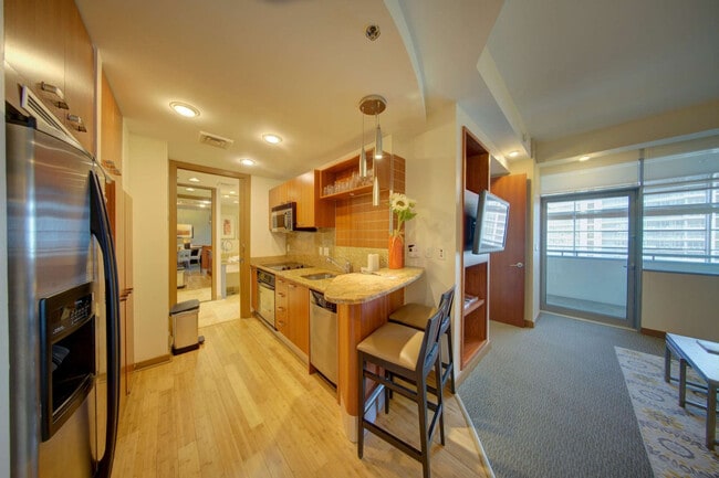 Building Photo - 1395 Brickell Ave