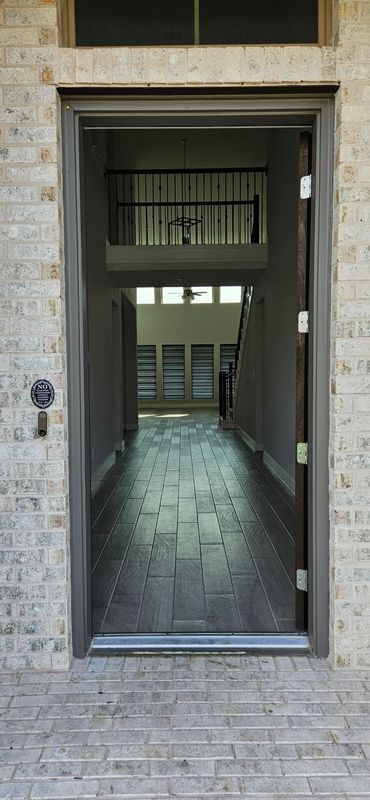Foto del edificio - 14704 Kira Ln