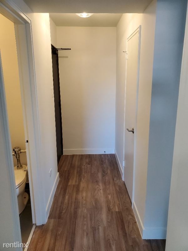 Foto del edificio - 1 br, 1 bath Apartment - 5818 N Sheridan Rd
