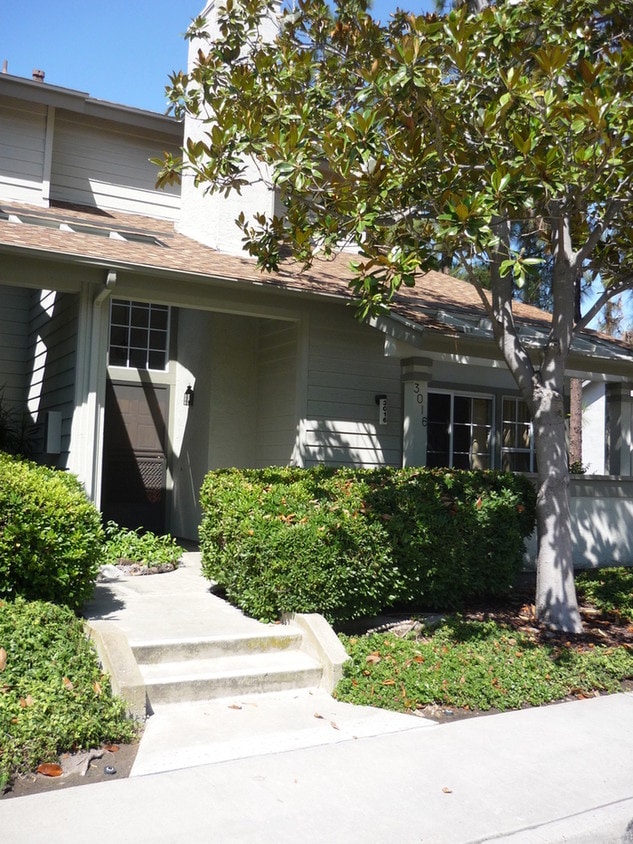 Dual Master Condo in Bluffs of Fox Run! Condo for Rent in San Diego