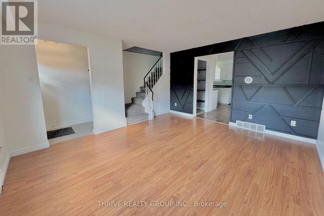 Photo du bâtiment - 40 Tiffany Dr