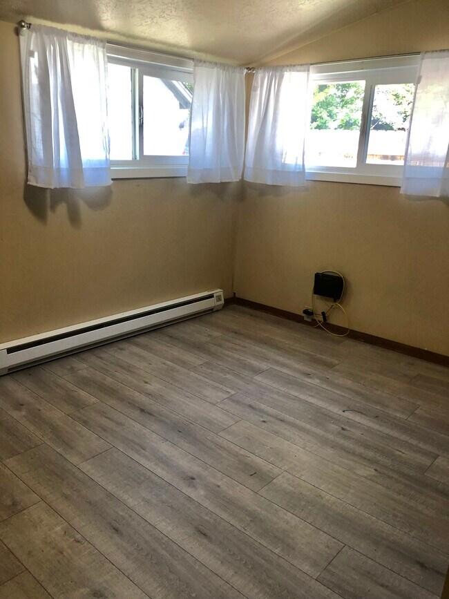 Foto del edificio - 1198 W Ridenbaugh St