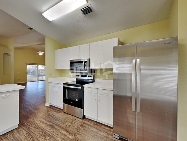Building Photo - 2501 Tara Ct