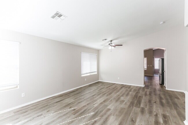 Foto del edificio - 9518 W Williams St