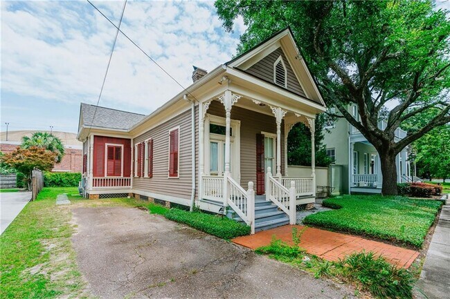 Foto del edificio - 209 S Cedar St