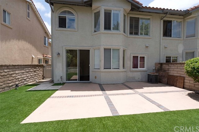Building Photo - 24255 Briones Dr