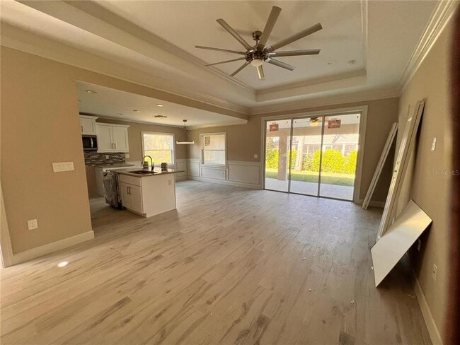 Building Photo - 2730 Parasol Ln