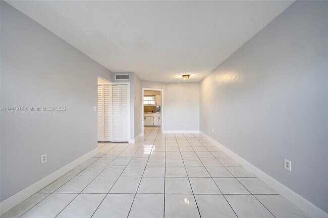 Foto del edificio - 4521 NW 14th Ave