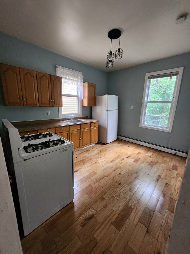 Building Photo - 183 Wegman Pky