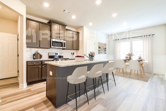 Building Photo - 40 Tilbury Pointe