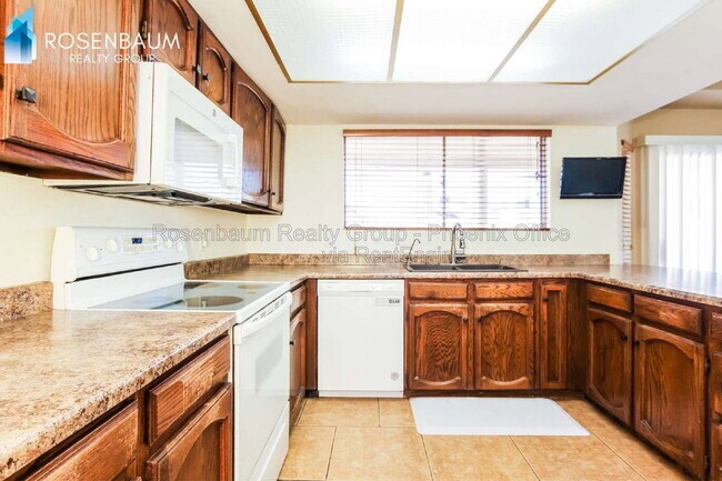 Foto del edificio - 16215 N 16th St