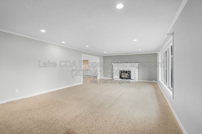 Foto del edificio - 203 N Bruce Rd