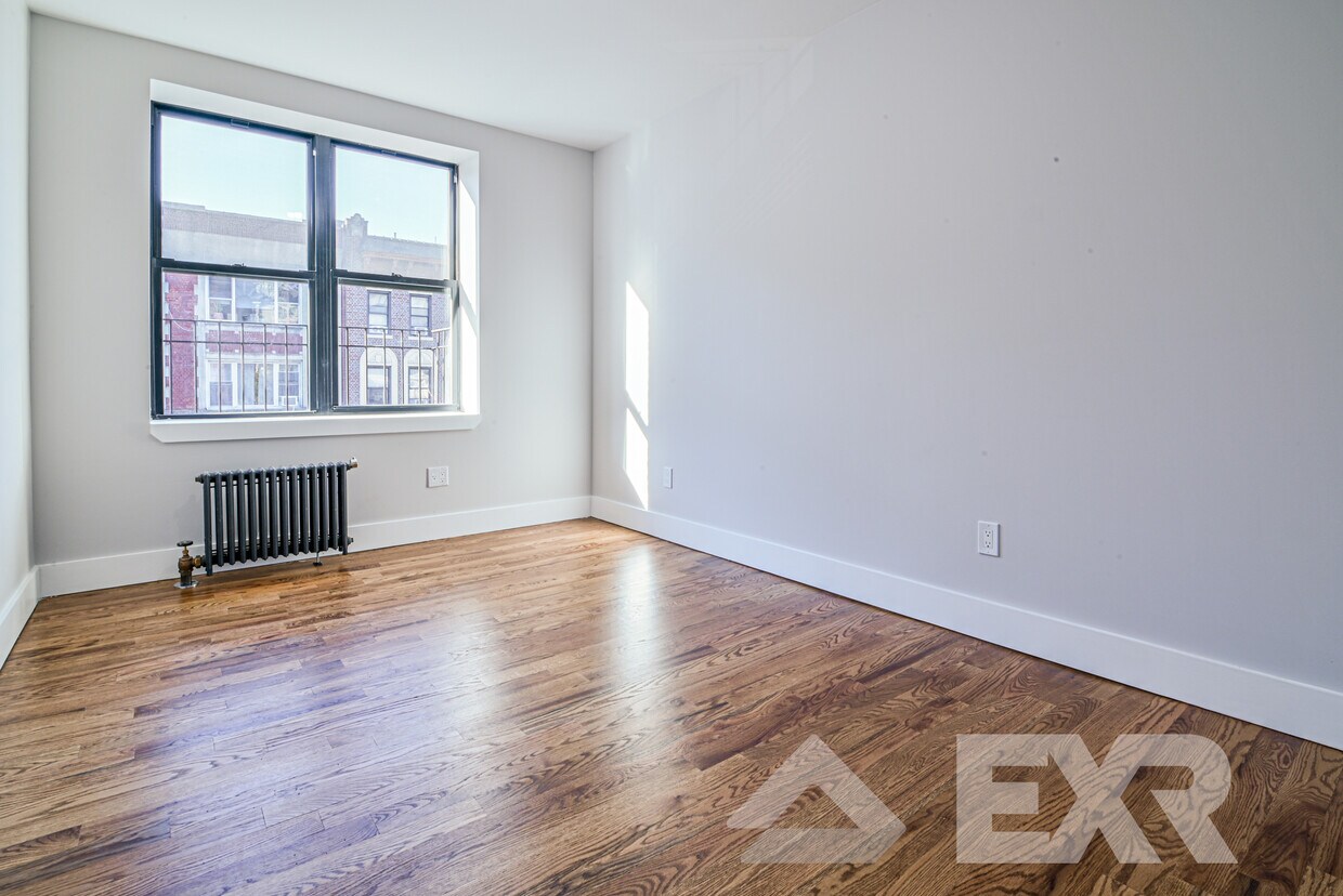 Foto principal - 195 Underhill Ave