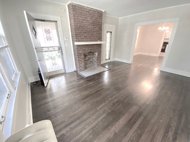 Living Room - 1263 Agnes Pl