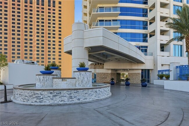 Foto del edificio - 2700 S Las Vegas Blvd