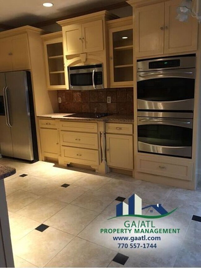 Building Photo - Nice 4-bedroom house in the DISCOVERY clus...