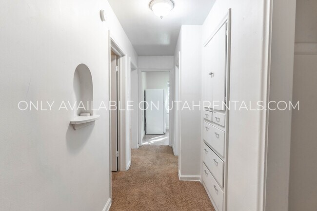 Building Photo - 511 N 100 W St