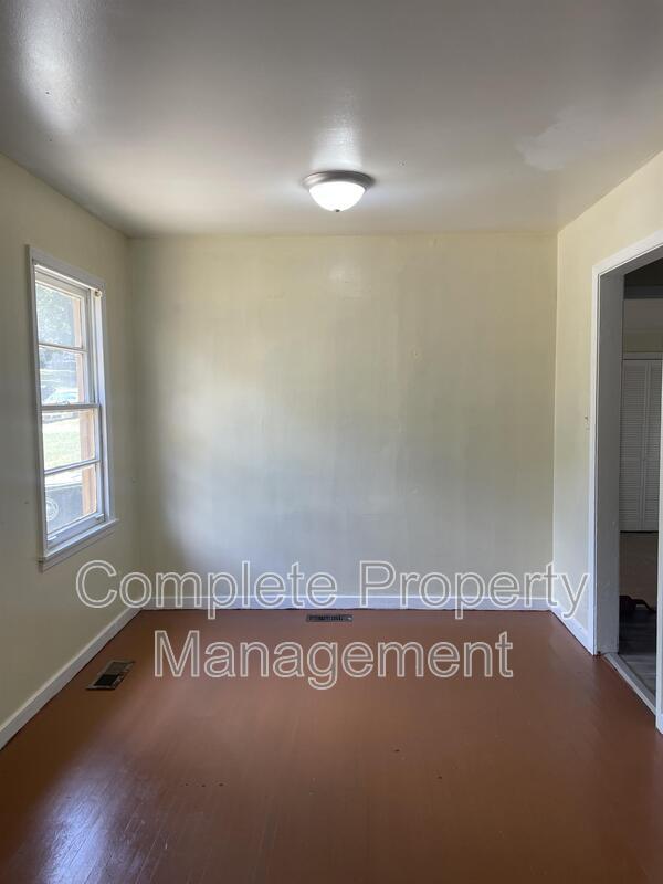 Foto del edificio - 4240 39th Ave N