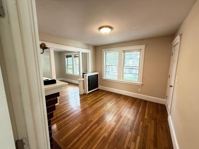 Foto del edificio - 210 Quincy Ave