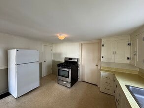 Building Photo - 1 Cammetts Ct
