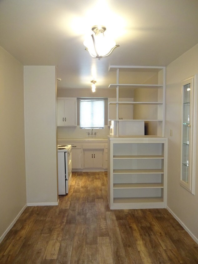 Foto principal - 5492 Carlson Dr