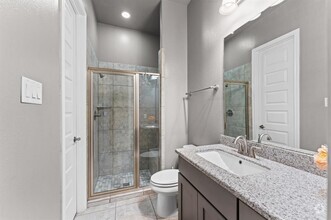 Building Photo - 15 Argosy Bend Pl