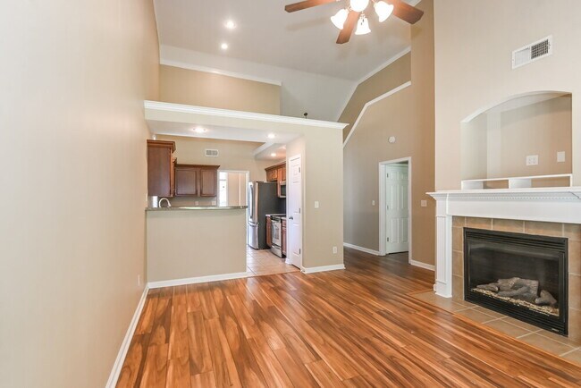 Foto del edificio - 2821 Mt Pleasant St S