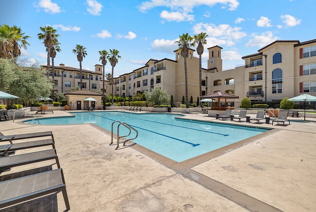 Building Photo - Santa Palmia at Palm Valley