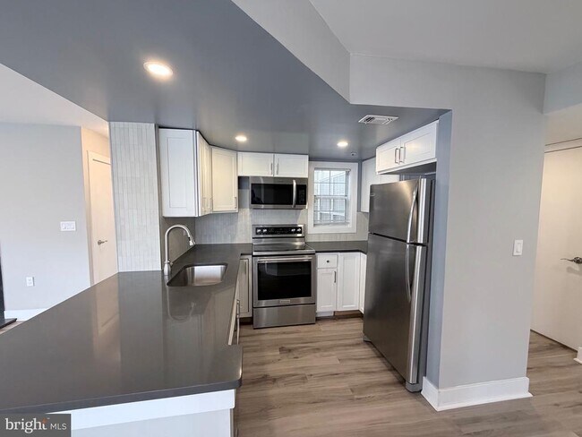 Foto del edificio - 15777 Easthaven Ct