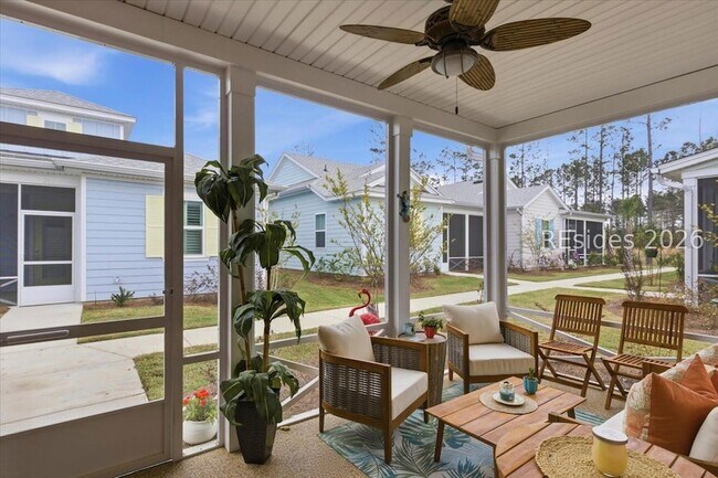 Building Photo - 247 Tropics Ave