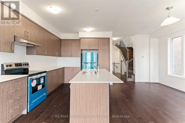 Building Photo - 103 Laing Dr.