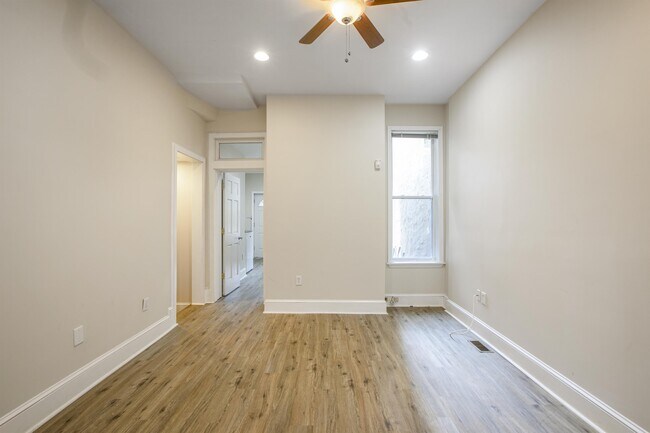Building Photo - 1444 Q St NW
