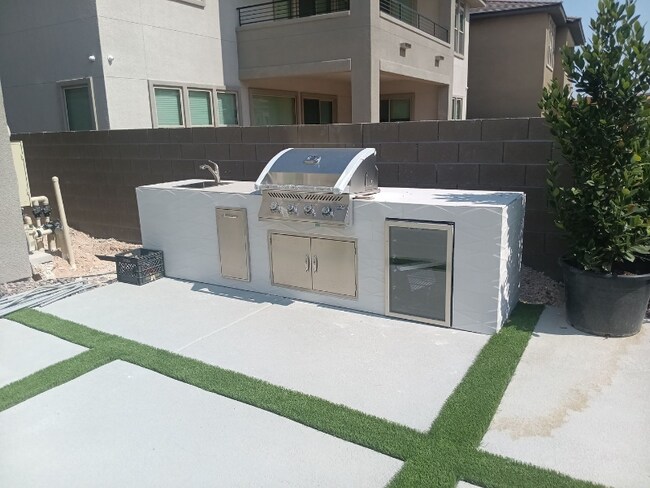 Foto del edificio - 5103 Slatestone St