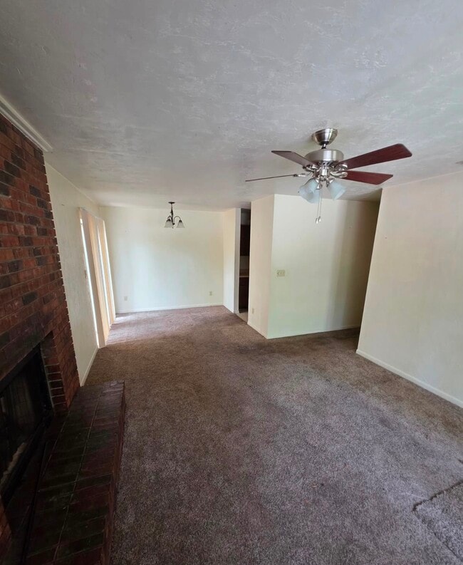 Building Photo - 4501 SW 71st Terrace