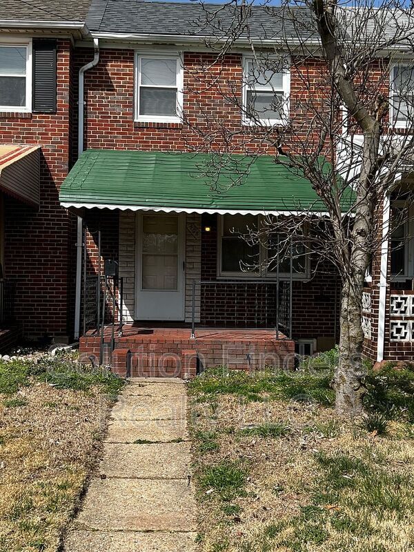 Primary Photo - 408 Trappe Rd