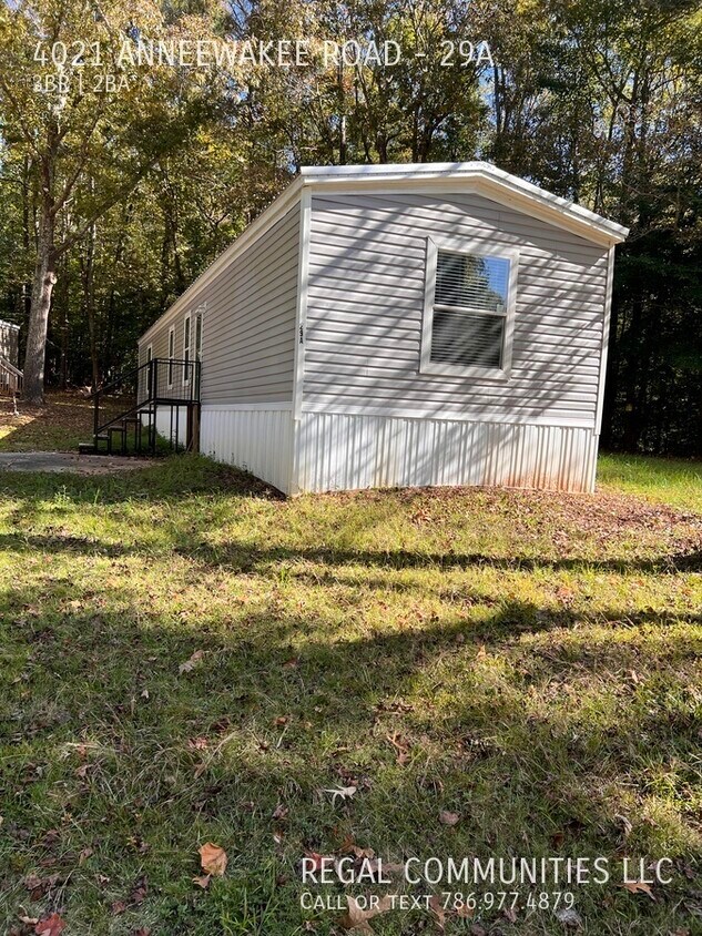 Foto principal - 4021 Anneewakee Rd